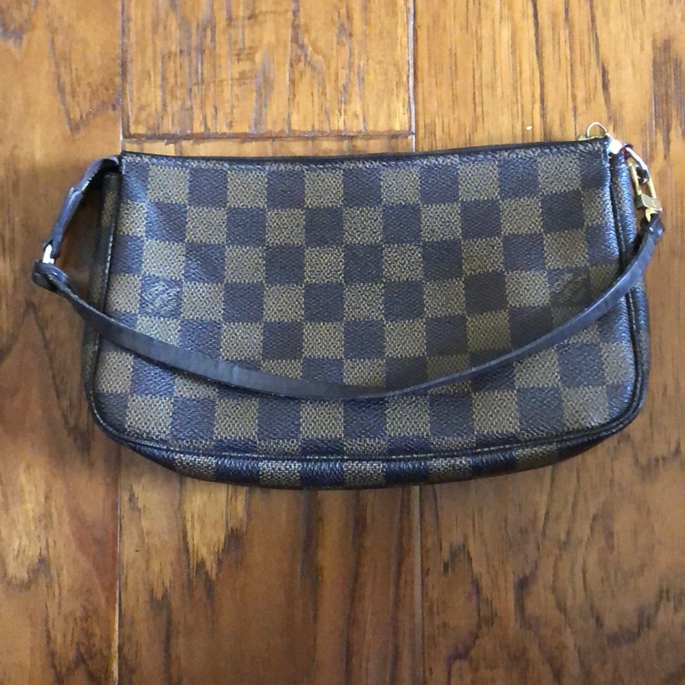 Louis Vuitton Pochette in Damier Ebene